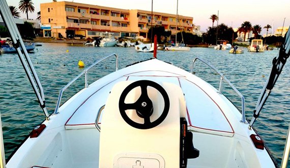 Boat rental in Formentera