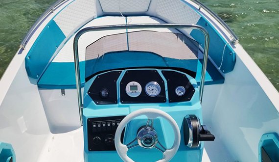 Boat rental in Cala Saona Beach