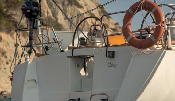 Boat rental in Cala Saona Beach